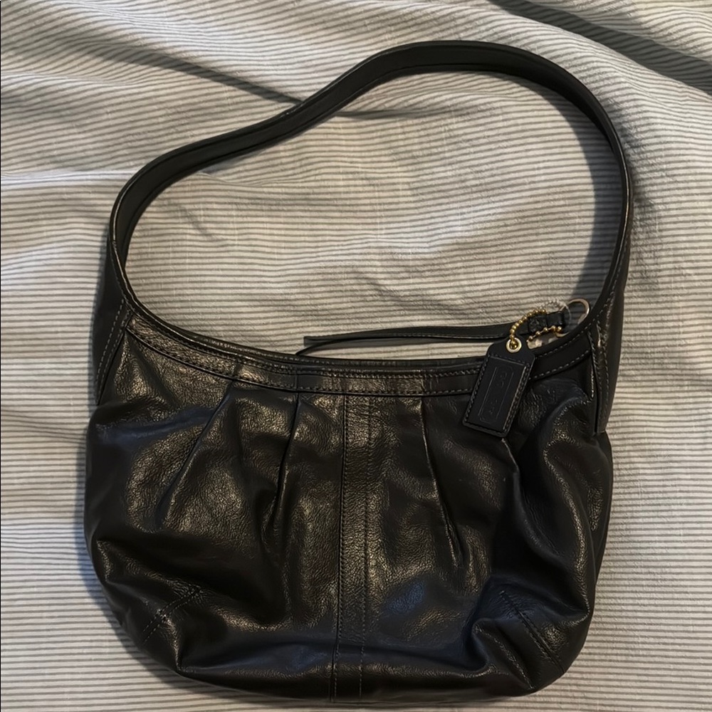 Coach Y2K Elegant Black Leather Hobo Shoulder Bag